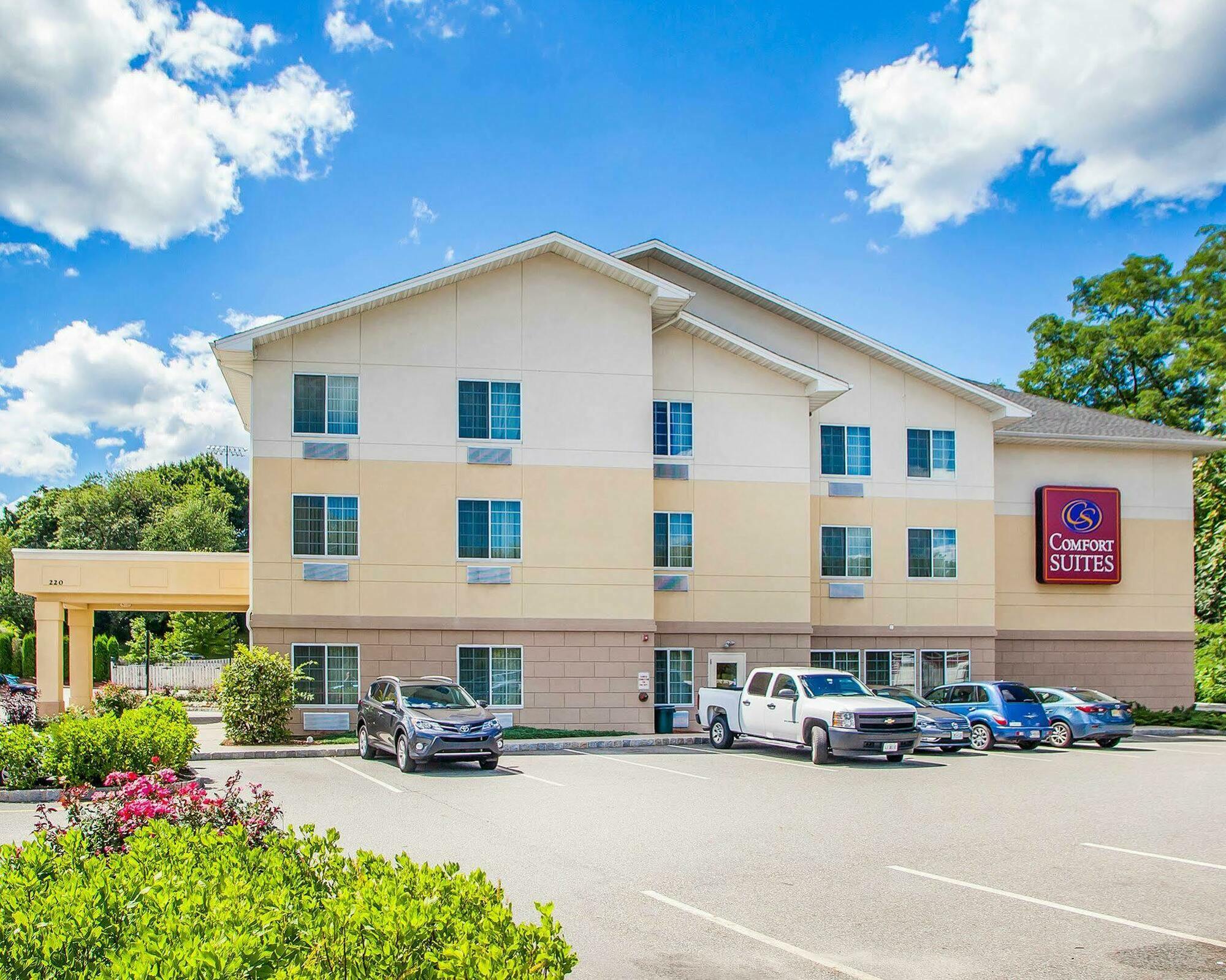 Tapa Hotel, Inn & Suites Mahwah Exteriér fotografie